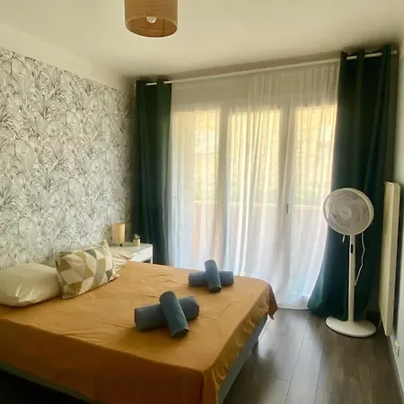 T3 Avec Grand Balcon Apartamento Le Pradet